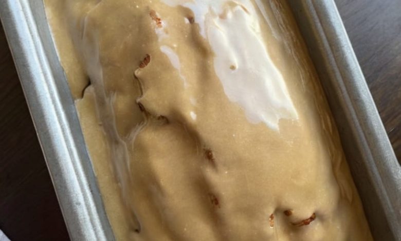 Moist banana bread with a rich salted caramel glaze. Perfect for breakfast or dessert, this recipe blends indulgence with nutritional benefits.